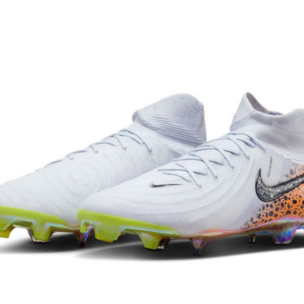Nike Phantom Luna II Elite FG
